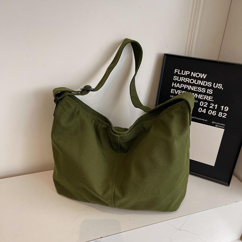 Bag women's new bag high-end canvas dumplings fashionable large-capacity shoulder messenger bag