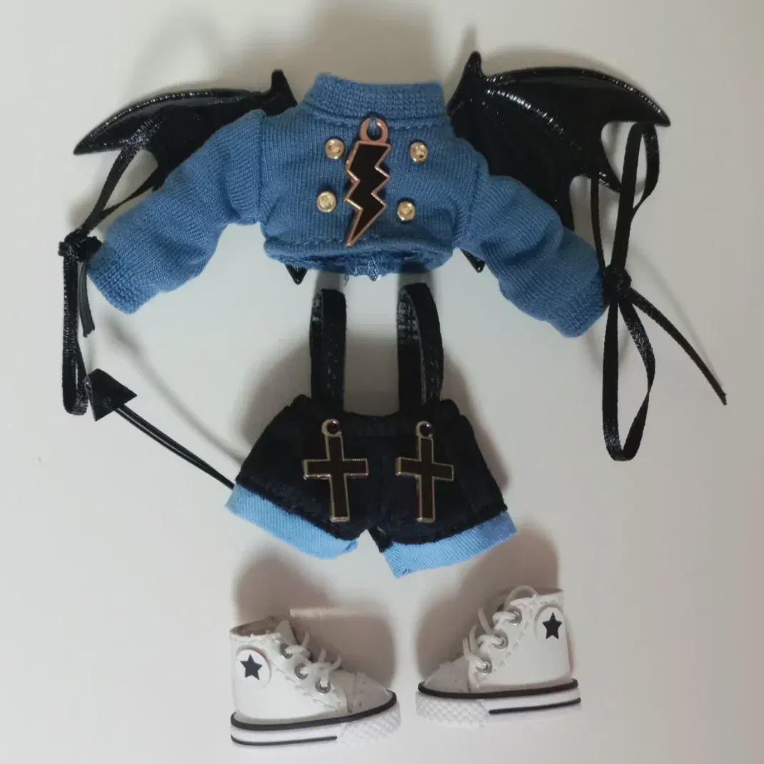 

Obitsu 11 Devil Costume And Shoe Set