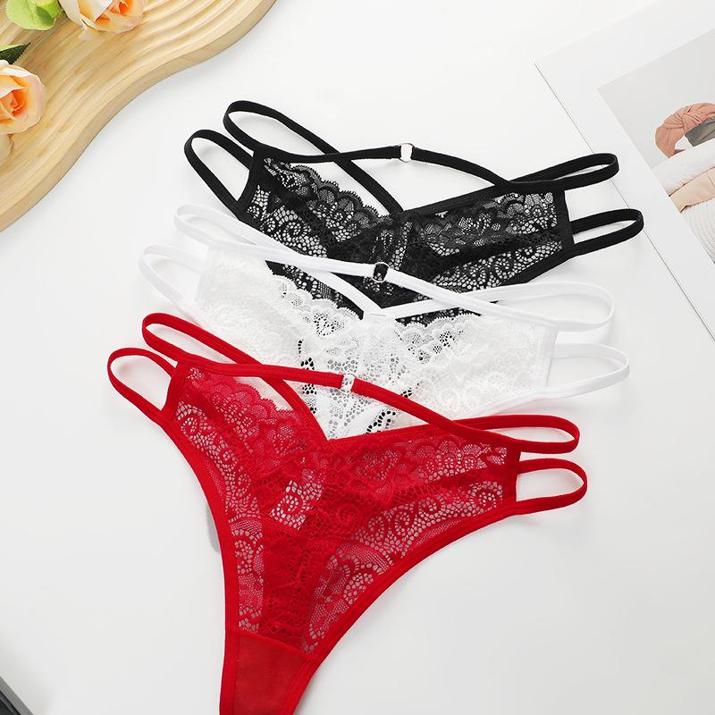 3 Pairs of Women's Summer Fashion Sexy Lace Thong Underwear