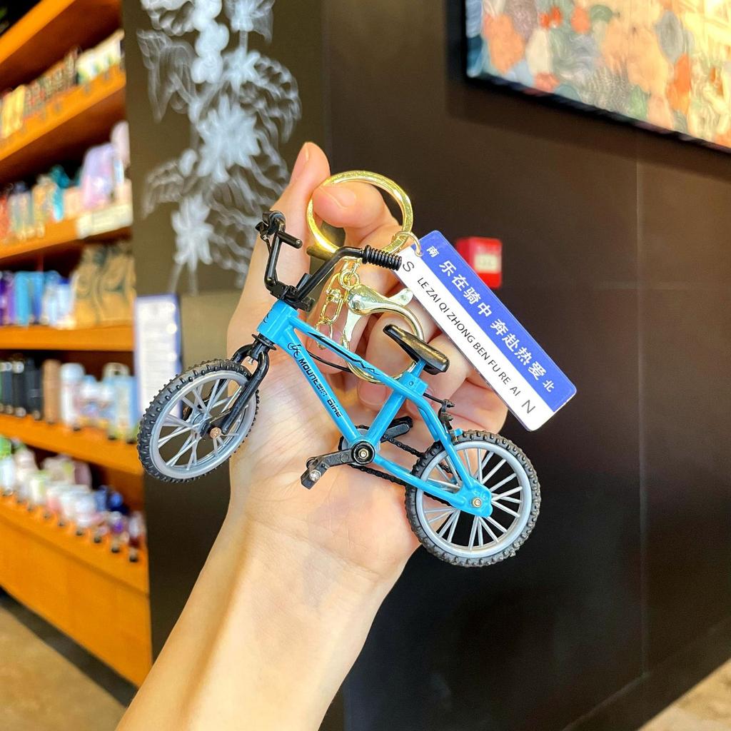 Creative Mini Bike Keychain Exquisite Mountain Bike Key Chain Couple Bag Pendant Gift