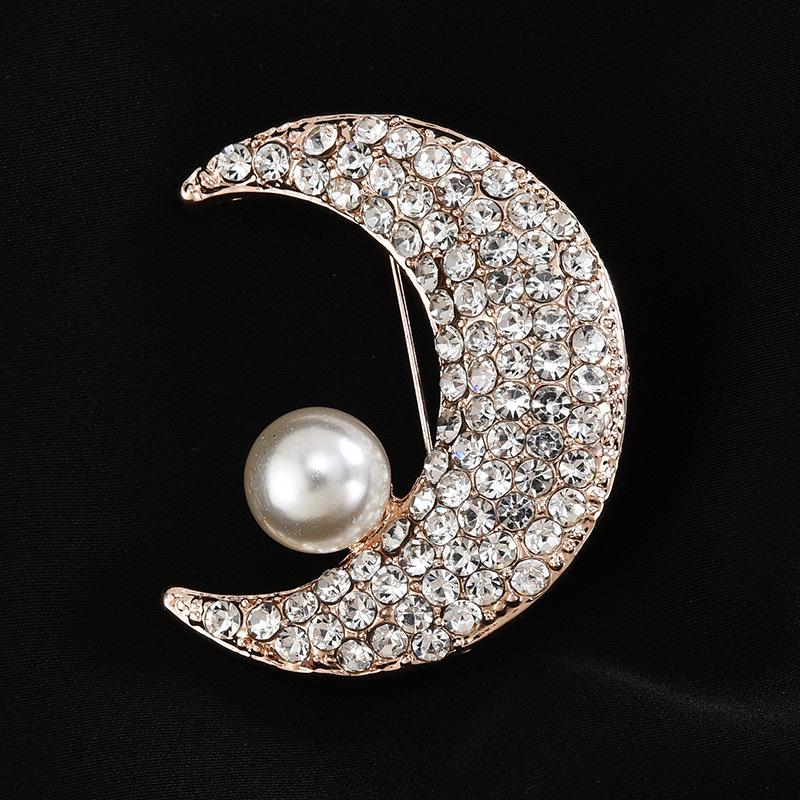 High-End Korean Alloy Scarf Buckle with Diamond, Pearl, and Brooch Pin Accessories