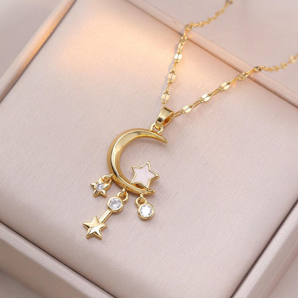 Women's Fashion Heart Pendant Necklace - Elegant, Simple Design, Versatile Clavicle Chain Jewelry