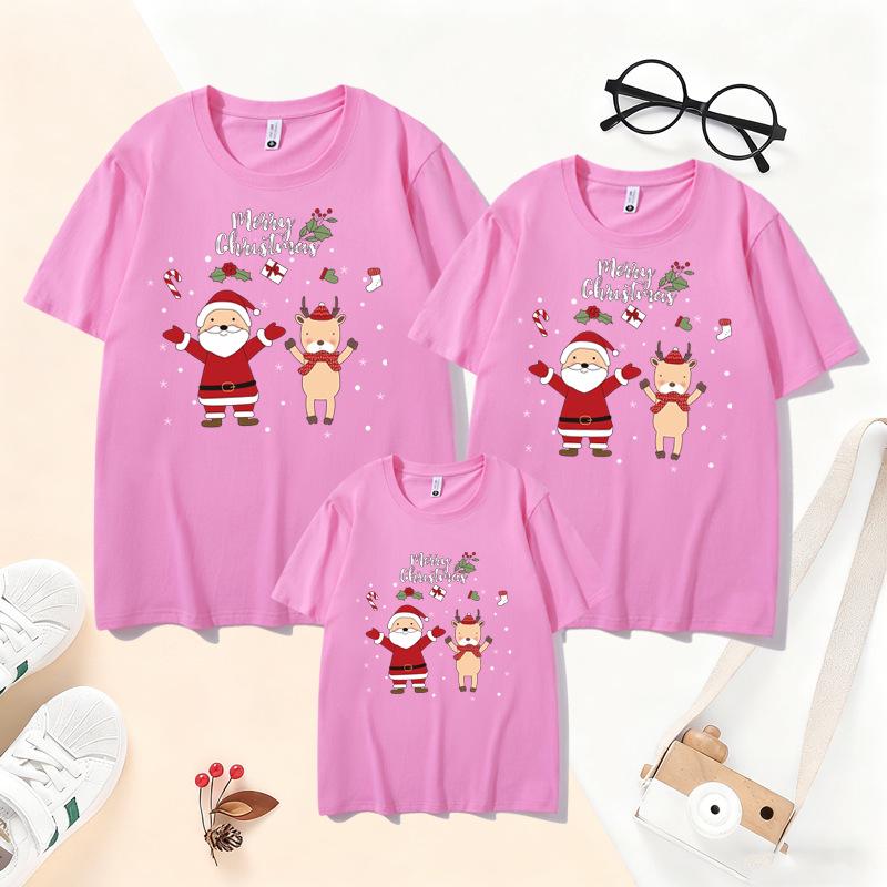 2026 Nové vánoční rodinné oblečení s sobem: Tričko s krátkým rukávem Santa Claus pro rodiče a dítě nebo celou rodinu tří nebo čtyř osob.
