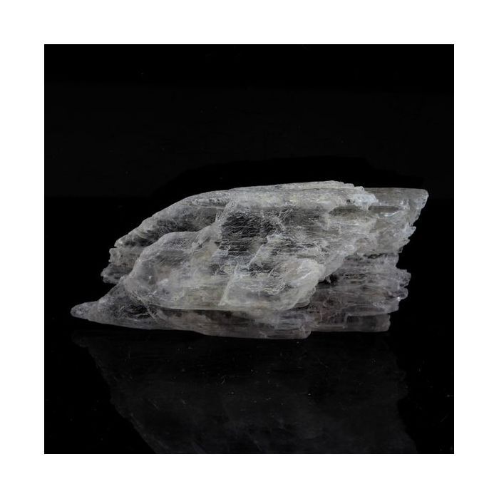 Pierres et Minéraux. Spodumene. 59.0 ct. Sahatany Valley, Ibity, Madagascar.