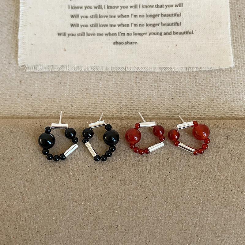 Boucles d'oreilles à clous simples et haut de gamme en agate pour femmes, légères, luxueuses, élégantes, rétro, tendance, pour le travail, polyvalentes