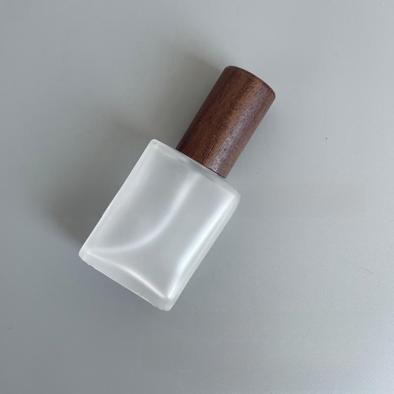 Sticlă portabilă de parfum din sticlă cu capac din lemn, opțiuni de 5 ml și 10 ml