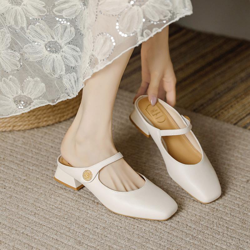Fashion Cover Toe Loe Heel Slippers Women Ankle Belt Slides Shoes Chunky Heel Pantuflas Mujer Gold Button Outdoor Mules Woman Sandalias