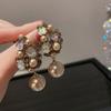 Silver Needle Retro Flower Pearl Earrings French Niche Stud Earrings Light Luxury High-end Earrings Women