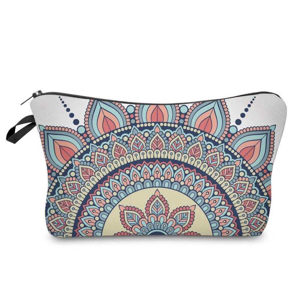 Women's Makeup Bag Vintage Mandala Print Cosmetic Bag Lightweight Clutch Coin Purse Zipper Portable Makeup Pouch Toiletry Bag