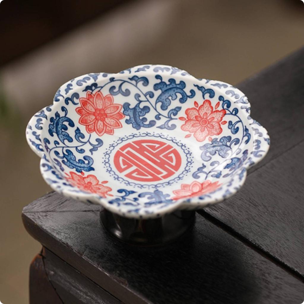 Blue and White Pedestal Bowl Decorative Porcelain Fruit Bowl Porcelain Tea Snack Plate Easy To Clean Pedestal Dessert Plate