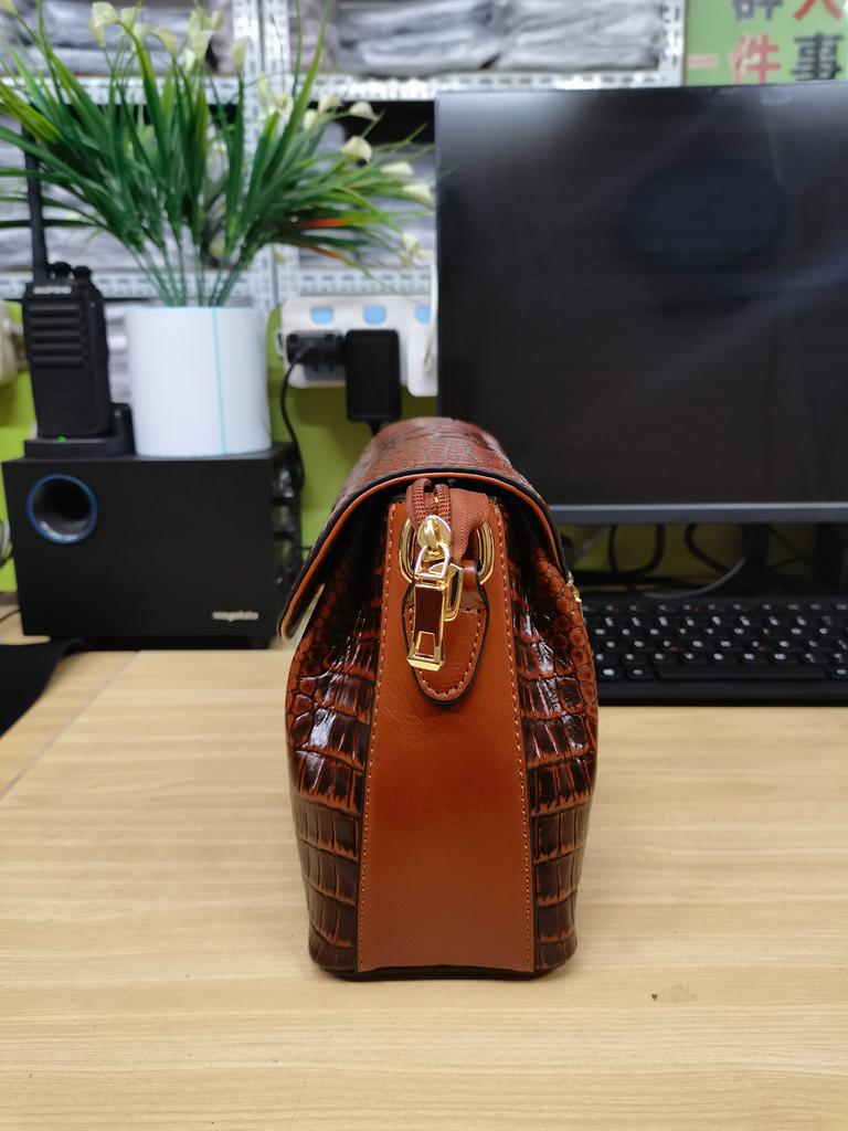 Shoulder Bags for Women Cowhide Crocodile Pattern Handbag Female Designer Luxury Crossbody Bag Vintage Retro Tote