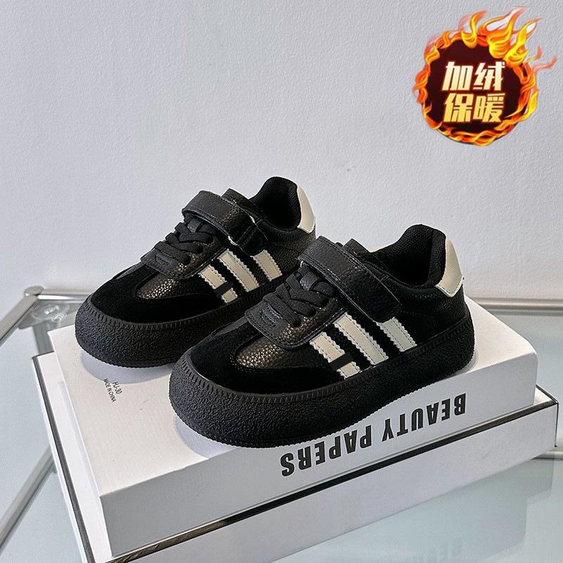 

Детская спортивная обувь весна новая обувь для скейтборда для девочек мягкая подошва повседневная обувь для моральной подготовки студенты колледжа мальчики одноклассники малыши 23-25 yards, 3 pairs in one hand