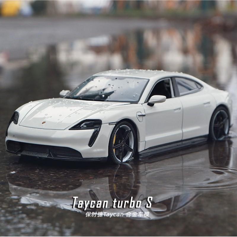 Welly 1/24 Porsche Taycan Turbo S Alloy Car Model Diecasts Metal Toy Sports Car Model High Simulation Collection Childrens Gifts