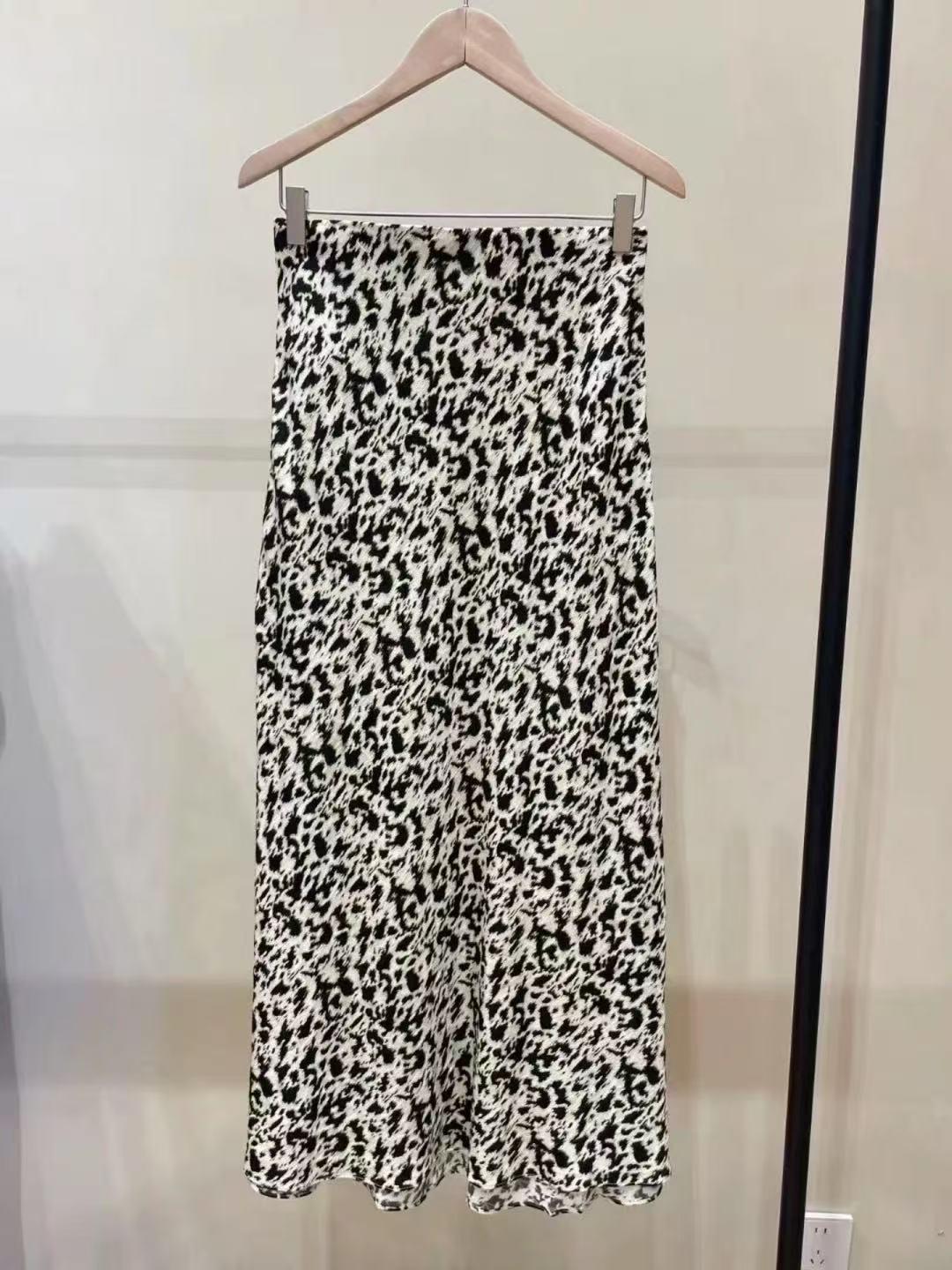 Women s Luxury French Retro Leopard Print Bell Sleeve Suit: Top & Skirt S юбки