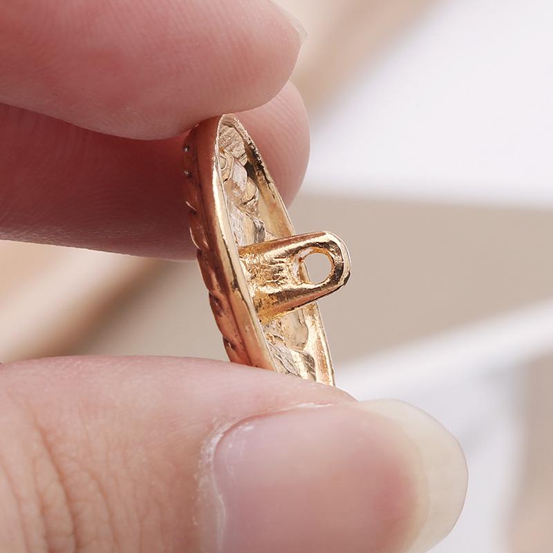 Vintage handgenähter Trenchcoat mit exquisiten Metalldetails