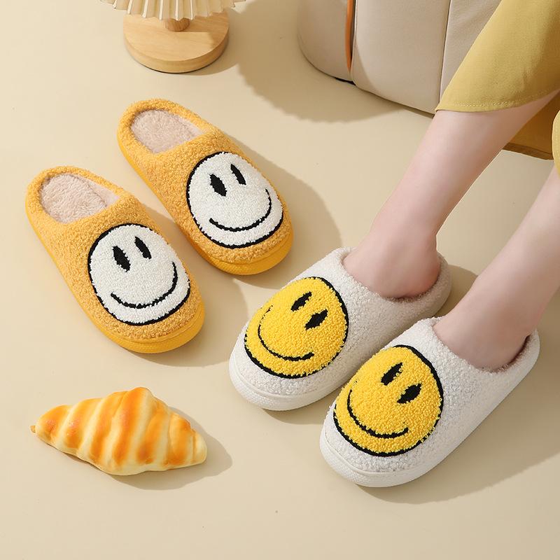 Neue Herbst- und Winter-Niedliche Cartoon-Smiley-Baumwollpantoffeln Zuhause Indoor Rutschfest Warme Pantoffeln