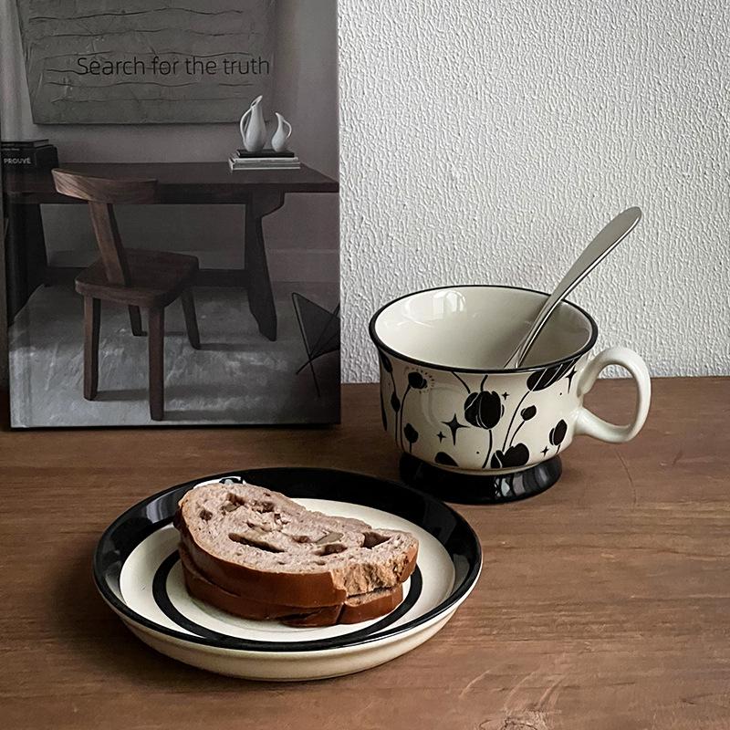Medieval Premium Black Tulip Ceramic Coffee Cup And Saucer Set High Value Teacup Drinking Cup Latte Cup