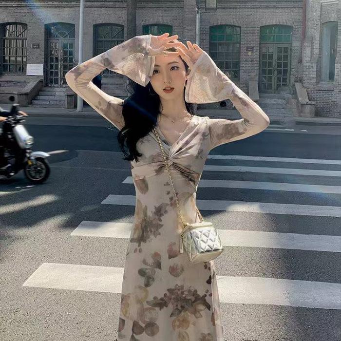 

Retro printed dress Chinese women s autumn new slim spring and summer temperament thin horn long dress women s tide S