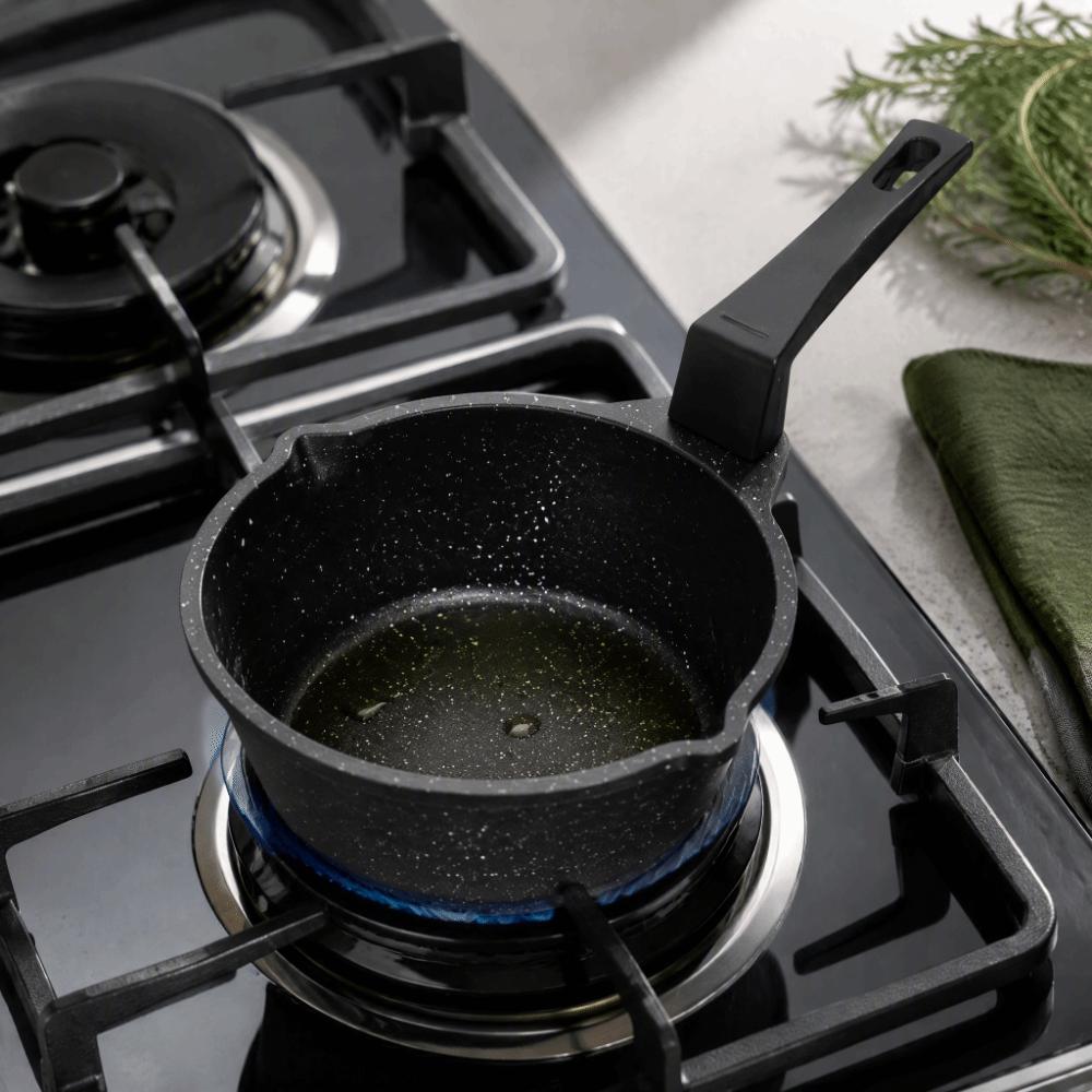 Pink and Beige Black Hot Oil Pan Anti-Stick Butter Warmer Pot Home Kitchen Restaurant