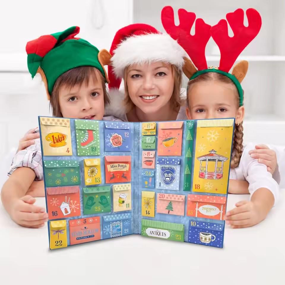 Juladventskalender 2025 Jul Gilmore Girls Den Officiella Adventskalendern Dekorkalender Överraskningsjulklappar