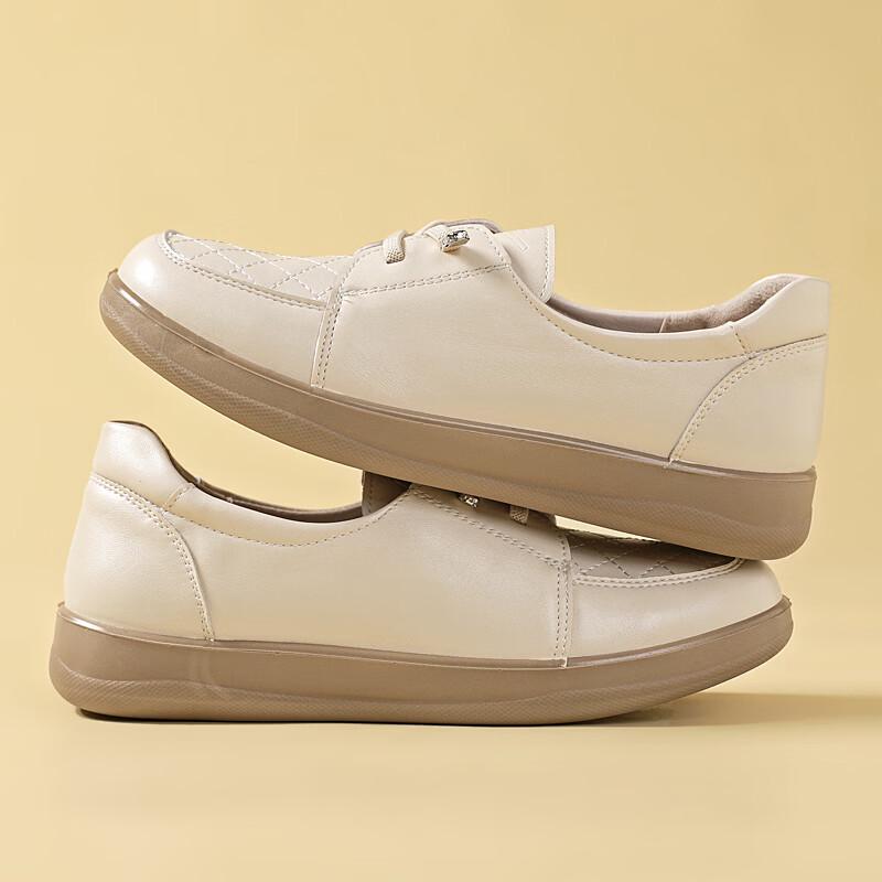 Warrior Women's Soft Sole Commuter Flat Shoes