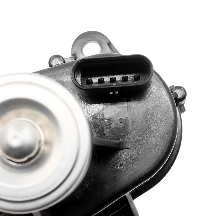 Car Servo Motor Control Valve for Mercedes-Benz 2711400004 Accessories