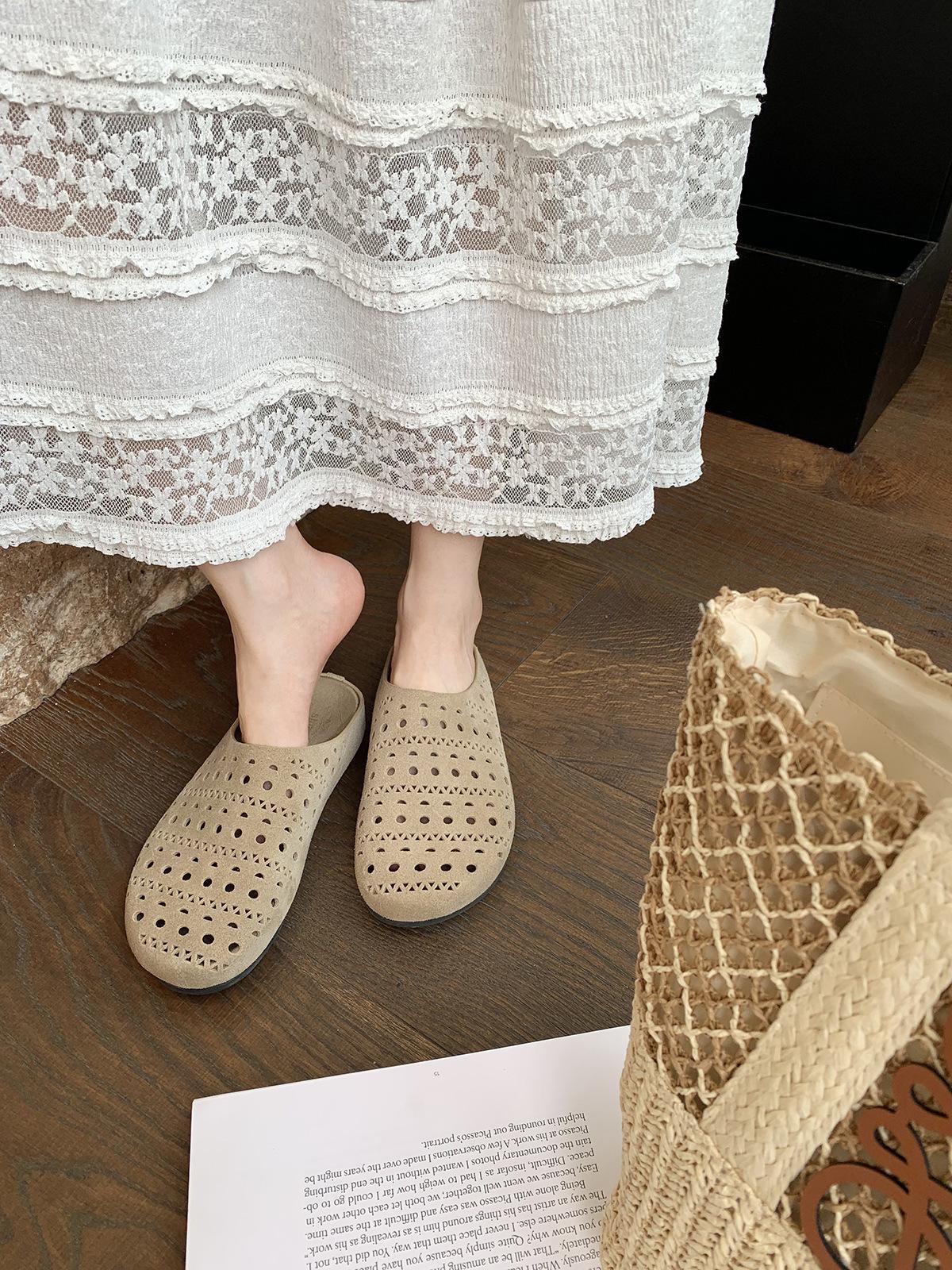 

~ Hollow carved baotou soft bottom soft surface thick bottom lazy half slippers female summer 40