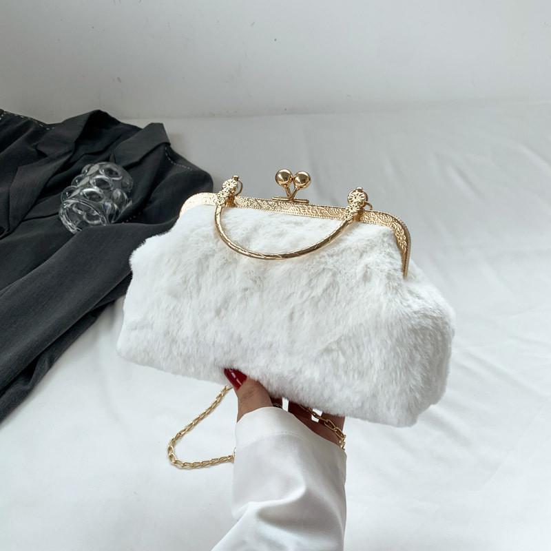 Trendy Shell Bag Stylish Crossbody Chain Bag Beautiful Handheld Purse For Casual Use