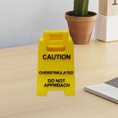 1/2Pcs Caution Overstimulated Desk Sign 3D Printed Warning Sign Funny Office Desk Signage Accessories