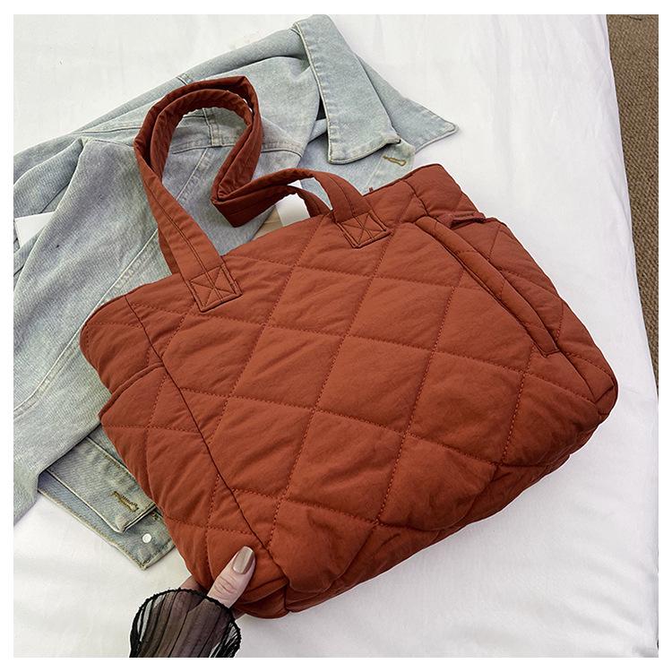 2023 Women's Large Capacity Quilted Nylon Tote - Versatile Autumn/Winter Fashion Shoulder Bag