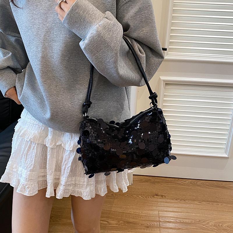 New personalized and beautiful shoulder armpit bag casual fashion handbag summer trend sequins
