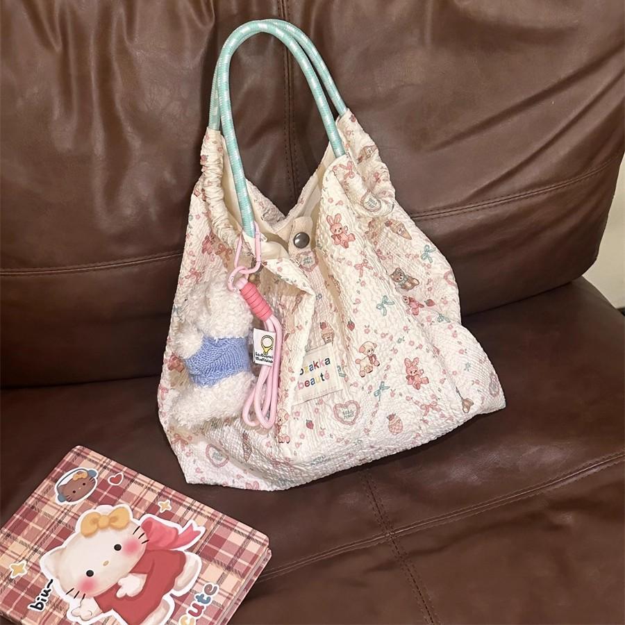 

Новая милая мультяшная холщовая сумка с тиснением, большая вместимость, студенческая наплечная сумка, портативная сумка для поездок на работу