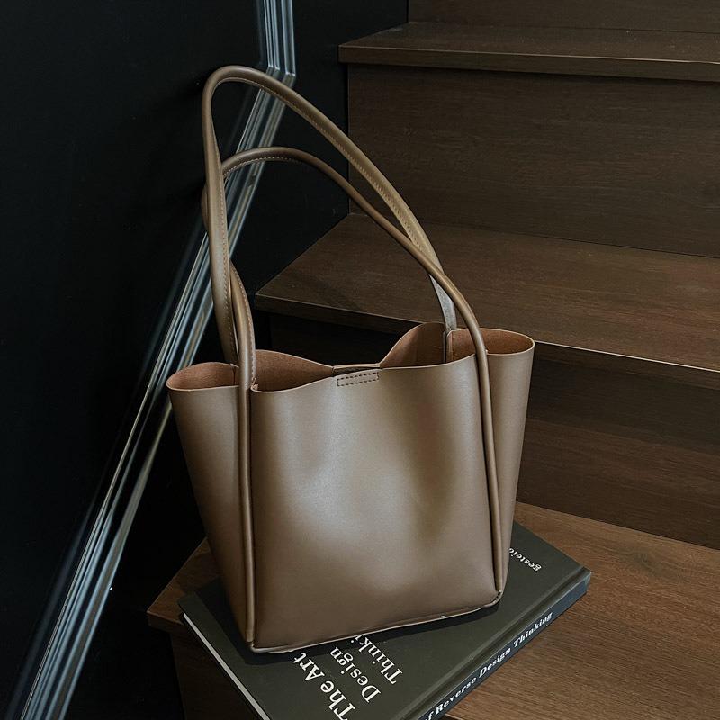 Fashion Child and Mother Bucket Bag Women's High-end Sense Niche Underarm Bag Commuter Shoulder Messenger Bag Large Capacity Tote Bag