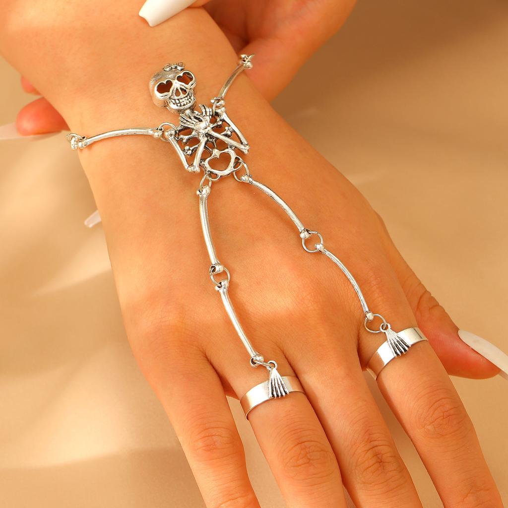 Gothic Alloy Skull Bangle, Vintage Dark Punk Style Bracelet, Fashion Statement Wrist Ornament for Male and Female