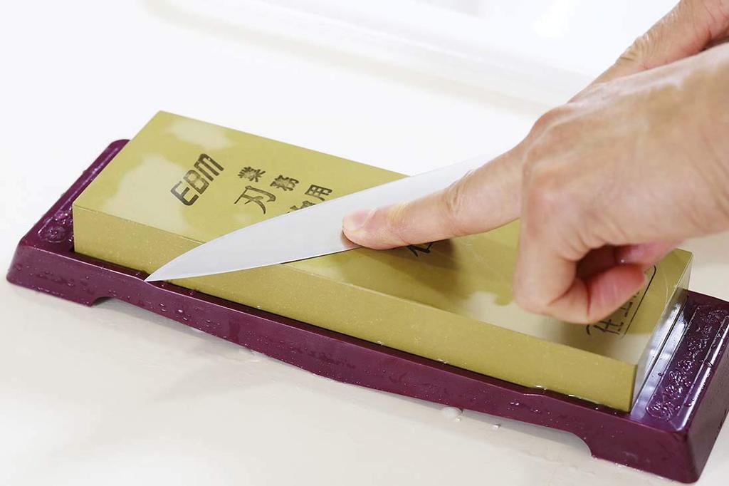 EBM Chemical Finishing Stone with Stand (#4000)