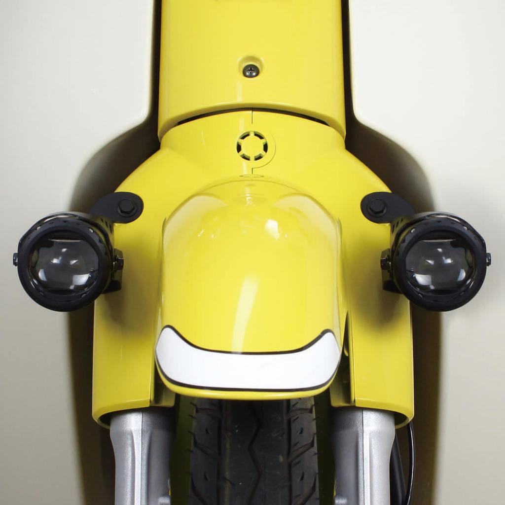 Special Parts Takegawa LED Fog Lamp Kit Yellow for Super Cub 50 and Super Cub 110 (Cut-off Line/10W/White & Switchable/2 Lights) (AA09) (JA44/JA59)