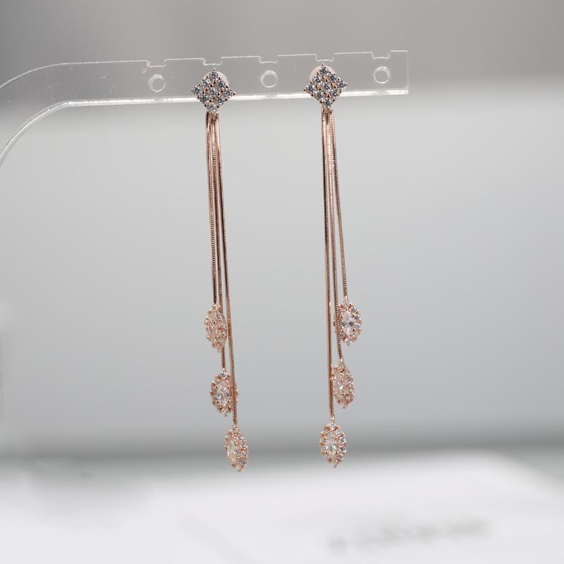 

Высококачественные серьги-клетки с длинной кисточкой из циркония, супер сказочный темперамент, легкие роскошные серьги, новый стиль, чтобы показать тонкие серьги