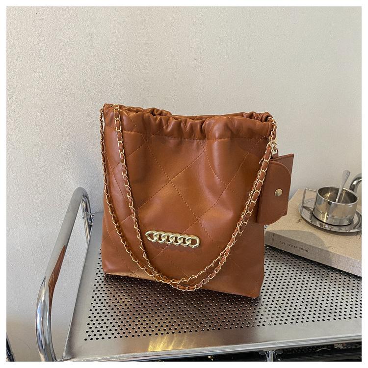 

Сумка Женская Осень 2025 Новый Тренд Ромбовидная Сумка-Цепочка Повседневная Мода Вышивка Нитью На Плечо Под Мышку коричневый