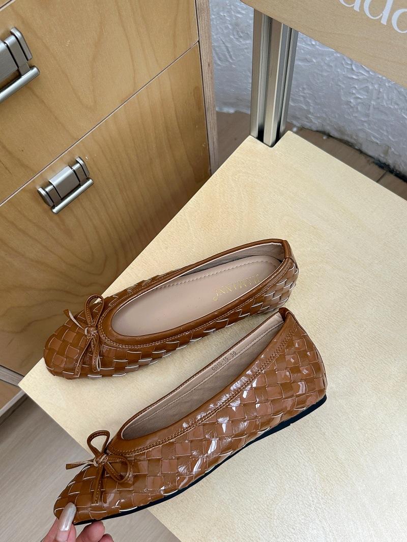 

Premium sense 2025 new round head bow flat bottom shallow mouth single shoes women s casual versatile commuter ballet shoes 40 коричневый