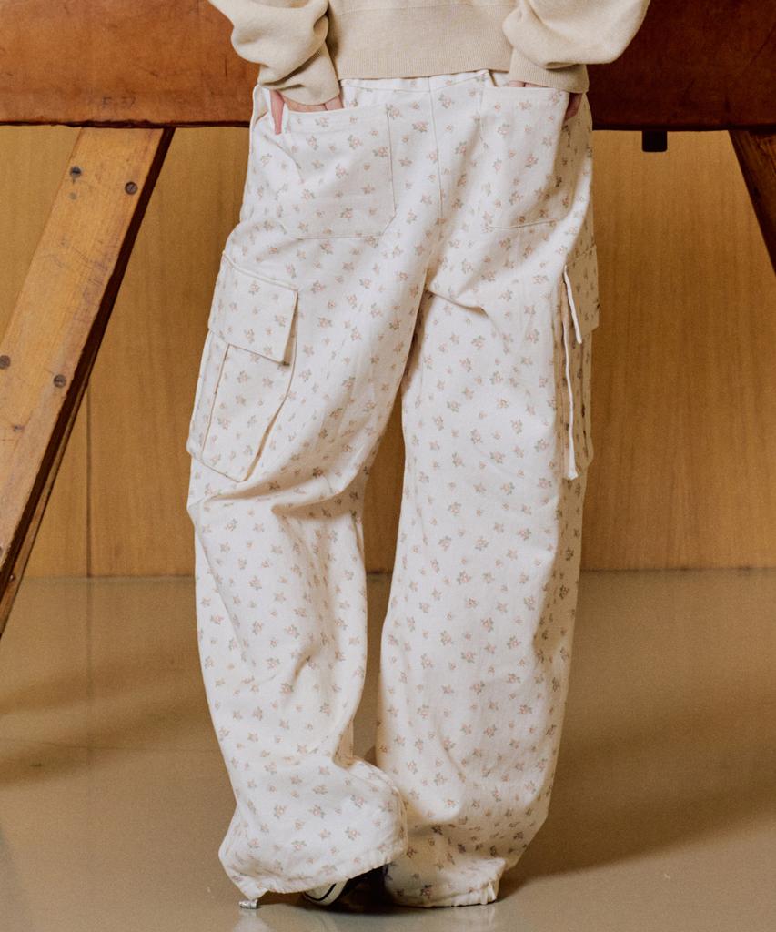 ZEROPLANET Karina Flower Cargo Pants [Flower]