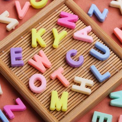 Stylish 20pcs DIY Acrylic Letter Loose Beads Gift Accessories for Home Decor Oversized  Accessories