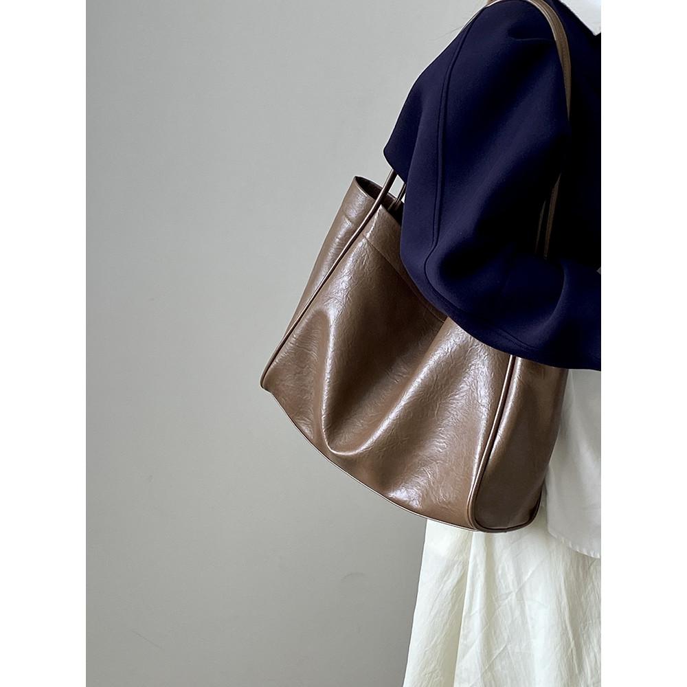 IELGY Korean Version Casual Soft Leather Commuter Fashion Shoulder Tote Bag