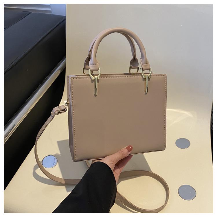 2024 Spring Women's Minimalist Crossbody Shoulder Bag - High-Quality, Fashionable, Versatile Handbag with Unique Stitching.