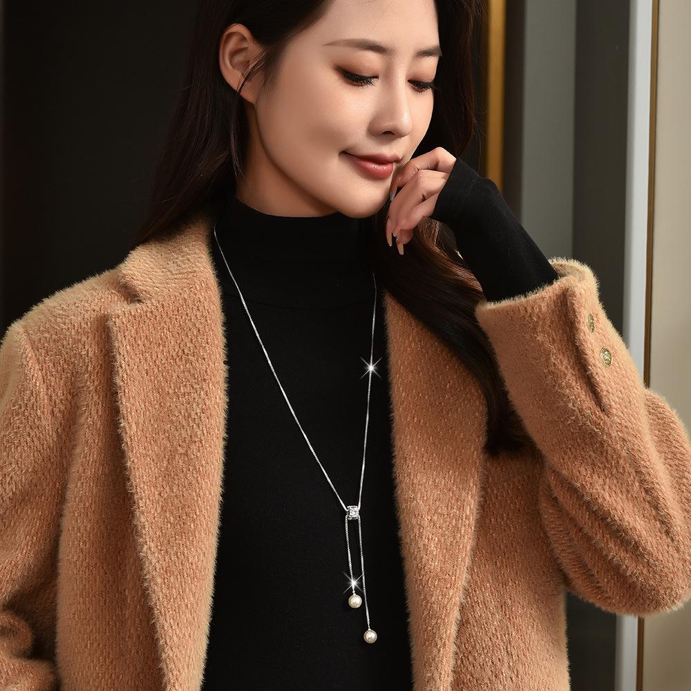 Autumn And Winter Fashionable Simple Long Fringed Necklace Women'S Pearl Zircon Rubik'S Cube Sweater Chain Autumn And Winter Versatile