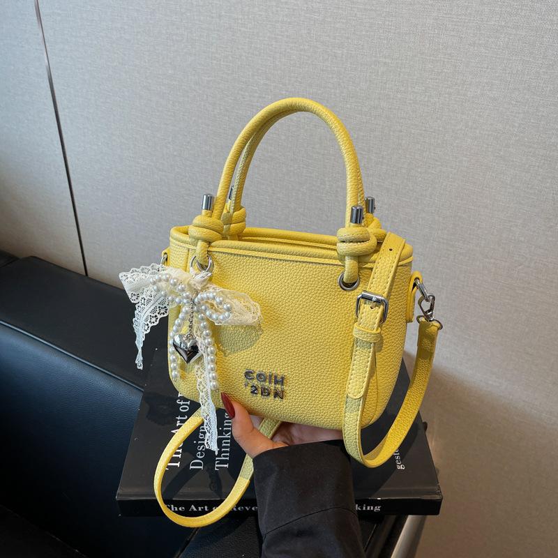 New Foreign Trade Dopamine Fresh and Fashionable Portable Bucket Bag Light Luxury Shoulder Messenger Bag Female Versatile