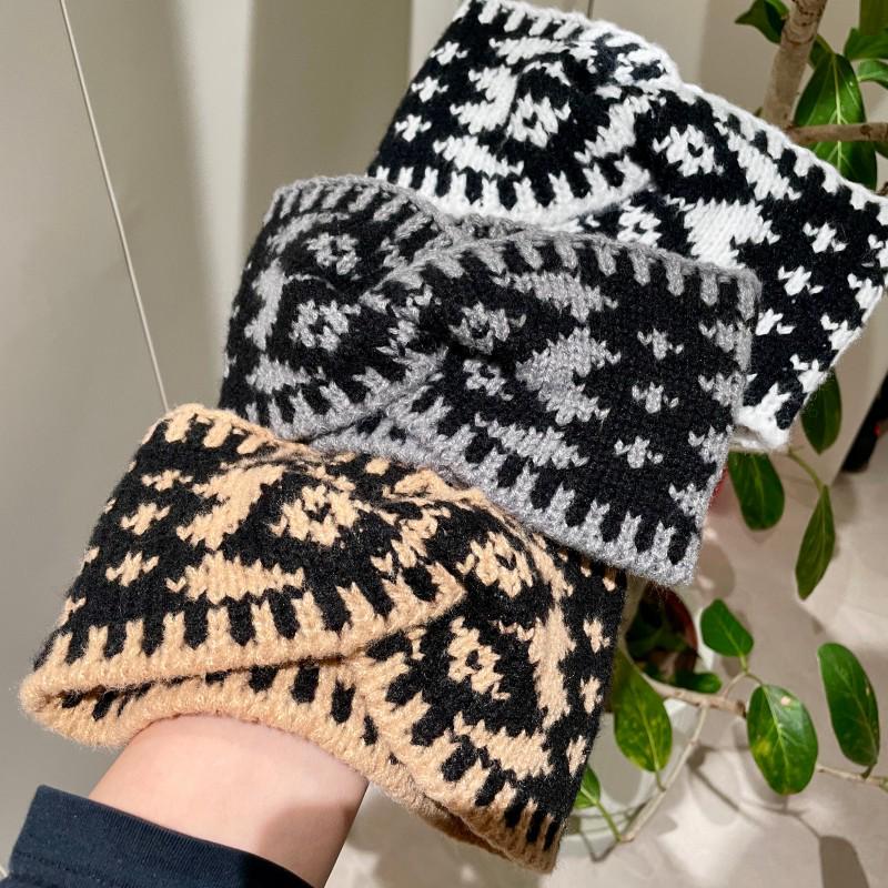Women's Retro Versatile Plaid Wool Knit Wide Headband - Autumn/Winter Fashion Hair Accessory