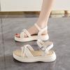 Sandals women's summer outer wear is not tired of feet, new thick-soled heightening small shoes, non-slip beach cool slippers