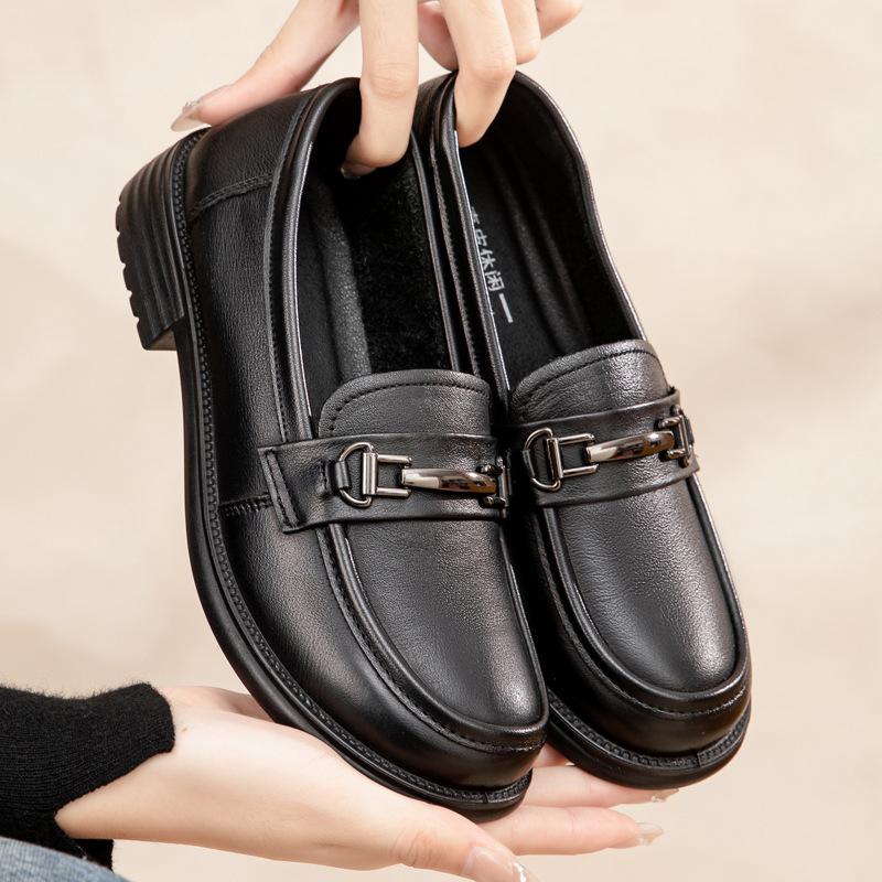 2026 Spring and Autumn Soft Leather Soft Bottom Comfortable Anti Slip Autumn Women's Shoes