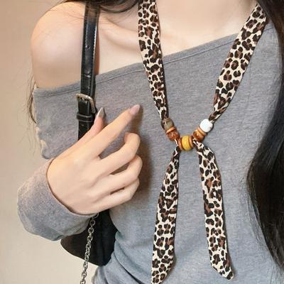 Accessoires – Schals & Tücher