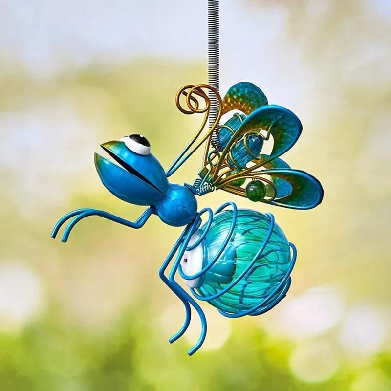 Solar Iron Insect Statue With LED Fairy Light Outdoor Waterproof Hanging Tree Ornament For Fence Yard Courtyard Garden Art Decor